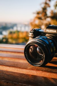 TTArtisan 75mm F1.5 "Swirly Bokeh"